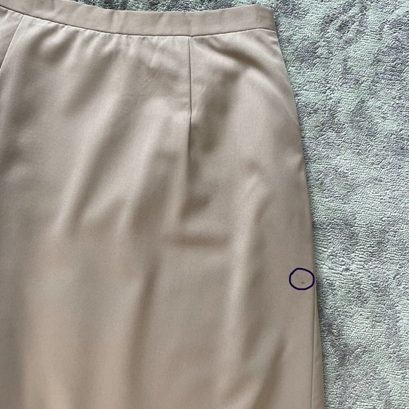 Burberry Vintage A-Line Skirt - Picture 9 of 10